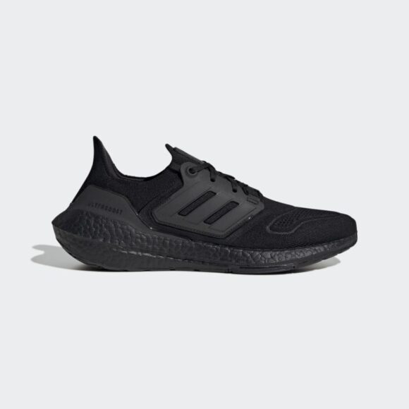 Ultraboost_22_Shoes_Black_GZ0127_01_standard
